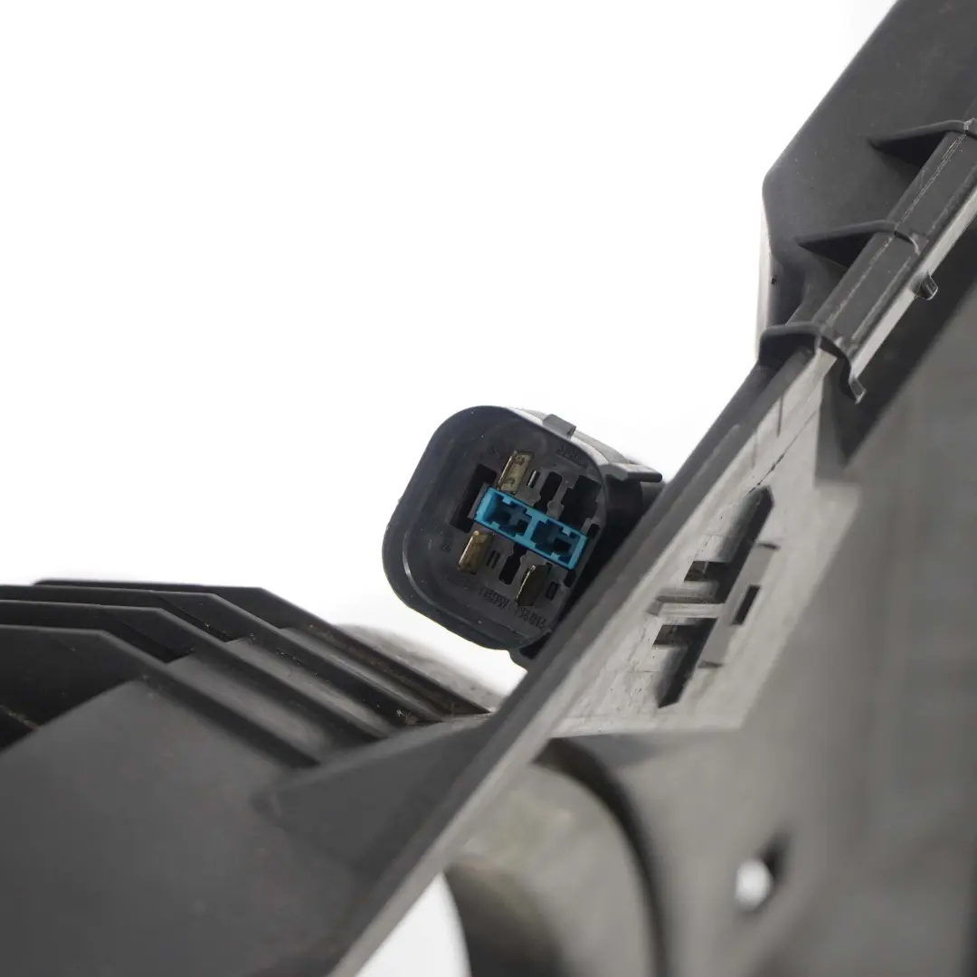 Ventilateur Refroidissement BMW X1 E81 E84 E87 E90 LCI Boîtier Radiateur Diesel pour à propos du numéro de pièce 8506668 Ventilateur Refroidissement BMW X1 E81 E84 E87 E90 LCI Boîtier Radiateur Diesel - SKU 8506668-5 - Numéro de pièce 8506668