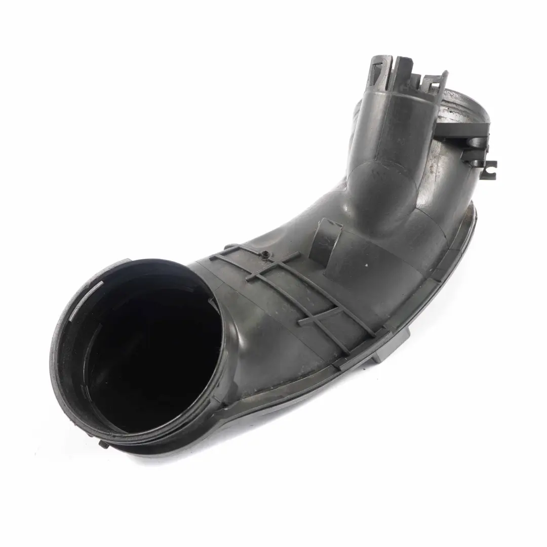 N57 Filtered Air Pipe Intake Silencer Tube Hose 7807493 to BMW F01 F10 F11 Diesel with Part number 8506702 BMW F01 F10 F11 Diesel N57 Filtered Air Pipe Intake Silencer Tube Hose 7807493 - SKU 8506702 - Part number 8506702