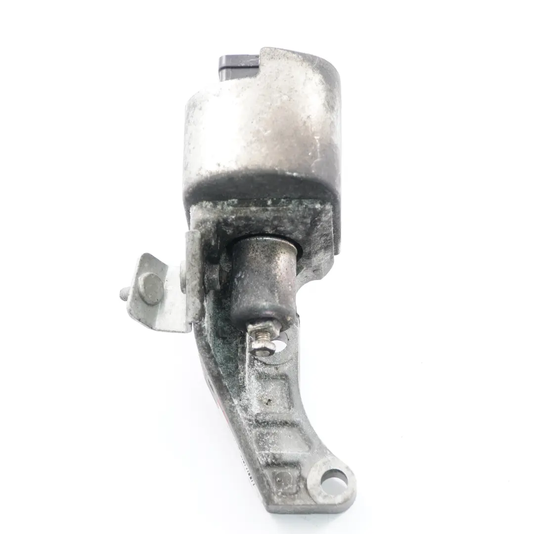 N47 Actionneur module commande turbo K006T50171 pour BMW E60 E87 LCI E81 E90 E91 E92 à propos du numéro de pièce 8506892 BMW E60 E87 LCI E81 E90 E91 E92 N47 Actionneur module commande turbo K006T50171 - SKU 8506892-10 - Numéro de pièce 8506892