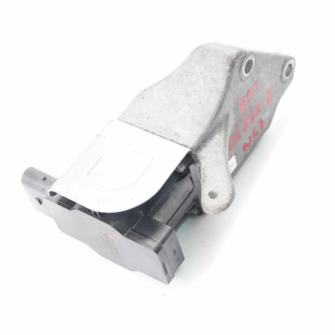 Turboaktuator BMW E60 E87 LCI E81 E90 E91 E92 N47 Steuermodul K006T50172 für mit Teilenummer 8506892 Turboaktuator BMW E60 E87 LCI E81 E90 E91 E92 N47 Steuermodul K006T50172 - SKU 8506892-8 - Teilenummer 8506892