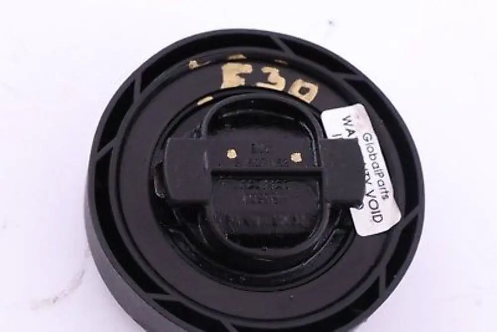 N47N Verschlussdeckel Öldeckel für BMW E60 E90 E91 E92 F10 F20 F30 mit Teilenummer 8507153 BMW E60 E90 E91 E92 F10 F20 F30 N47N Verschlussdeckel Öldeckel - SKU 8507153-1 - Teilenummer 8507153