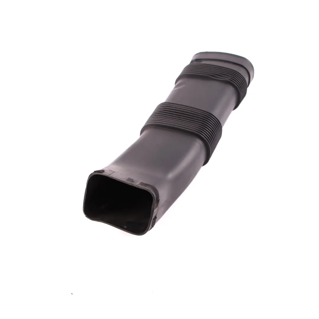 N57N N57Z Przewód Wlot Powietrza do BMW F30 F31 F32 o numerze 8507567 BMW F30 F31 F32 N57N N57Z Przewód Wlot Powietrza - SKU 8507567 - Numer Części 8507567