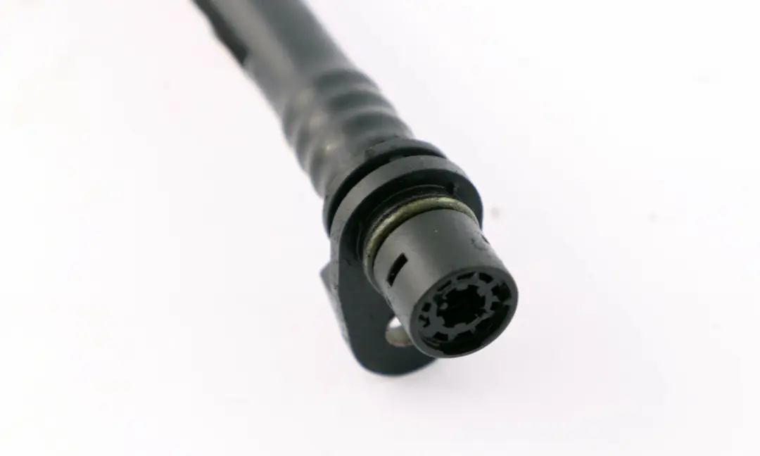 N47N Rura Przewód Podciśnienia do BMW F20 F21 F30 F31 F32 F33 o numerze 8508215 BMW F20 F21 F30 F31 F32 F33 N47N Rura Przewód Podciśnienia - SKU 8508215 - Numer Części 8508215