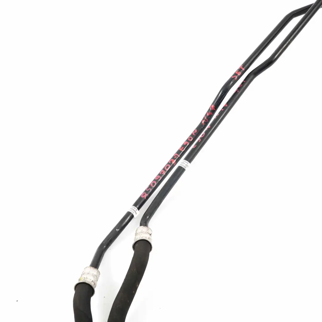 Juego mangueras entrada salida Tubos refrigeración para BMW X1 E84 E90 con número de pieza 8509703 BMW X1 E84 E90 Juego mangueras entrada salida Tubos refrigeración - SKU 8509703-1 - Número de pieza 8509703
