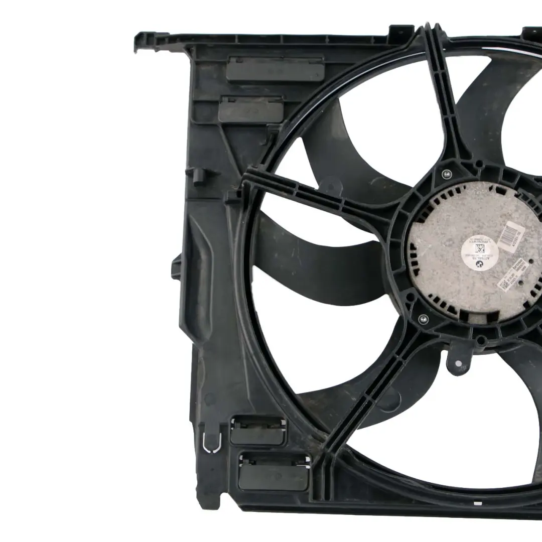 Carcasa Ventilador Radiador Marco 600W para BMW F01 F02 F10 F11 F12 con número de pieza 8509741 BMW F01 F02 F10 F11 F12 Carcasa Ventilador Radiador Marco 600W - SKU 8509741-1 - Número de pieza 8509741