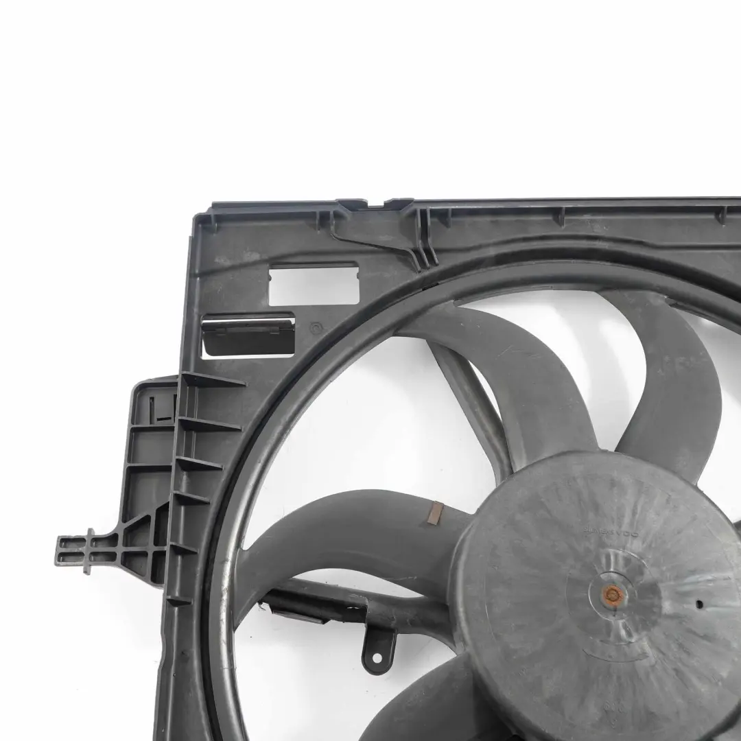 BMW X5 E70 3.0D 3.0Sd M57N2 Motore Radiatore Ventola Alloggiamento 600W - SKU 8509746-1 - Numero di parte 8509746