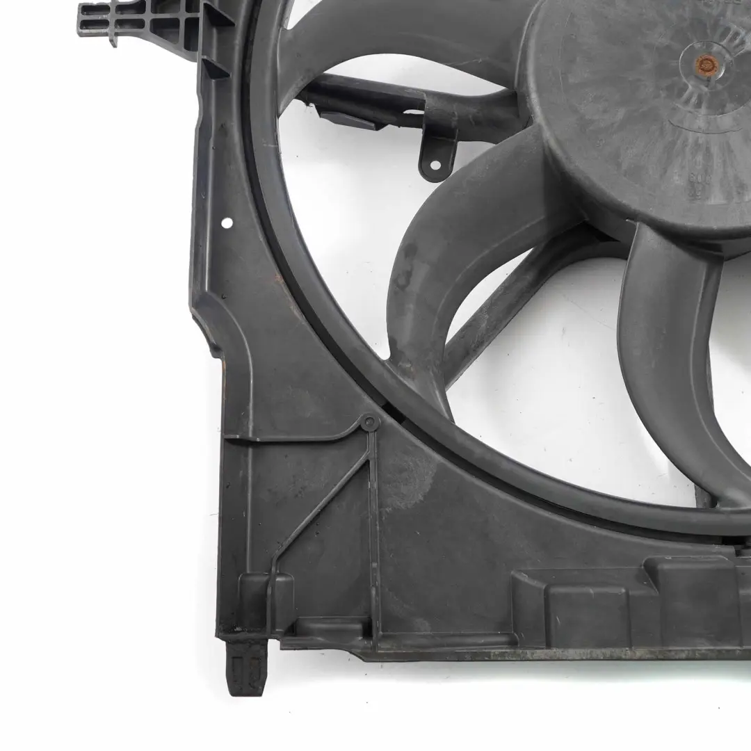 3.0sd M57N2 Engine Radiator Fan Housing 600W BMW X5 Series E70 3.0d - SKU 8509746-1 - Numéro de pièce 8509746