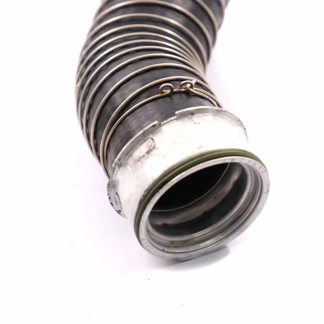 N47N Turbo Intercooler Pipe Charge Air Line to BMW E90 E91 LCI 320d with Part number 8511738 BMW E90 E91 LCI 320d N47N Turbo Intercooler Pipe Charge Air Line - SKU 8511738-1 - Part number 8511738