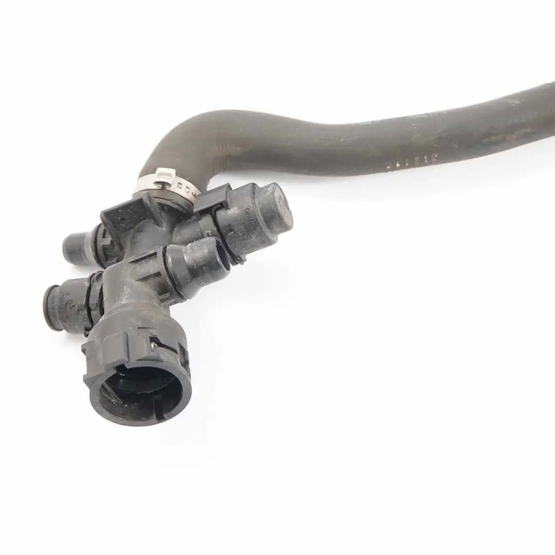 Manguera refrigerante BMW F10 F11 LCI Tubería agua refrigeración para con número de pieza 8511760 Manguera refrigerante BMW F10 F11 LCI Tubería agua refrigeración - SKU 8511760 - Número de pieza 8511760