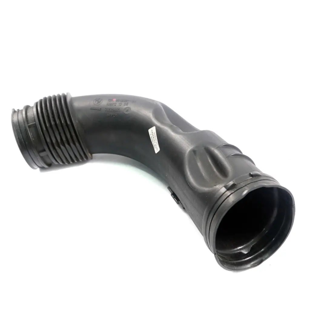 N57N N57Z Rura Dolot Powietrza do BMW F30 F32 o numerze 8512381 BMW F30 F32 N57N N57Z Rura Dolot Powietrza - SKU 8512381 - Numer Części 8512381