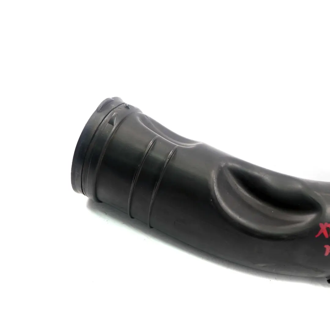 N57N N57Z Rura Dolot Powietrza do BMW F30 F32 o numerze 8512381 BMW F30 F32 N57N N57Z Rura Dolot Powietrza - SKU 8512381 - Numer Części 8512381