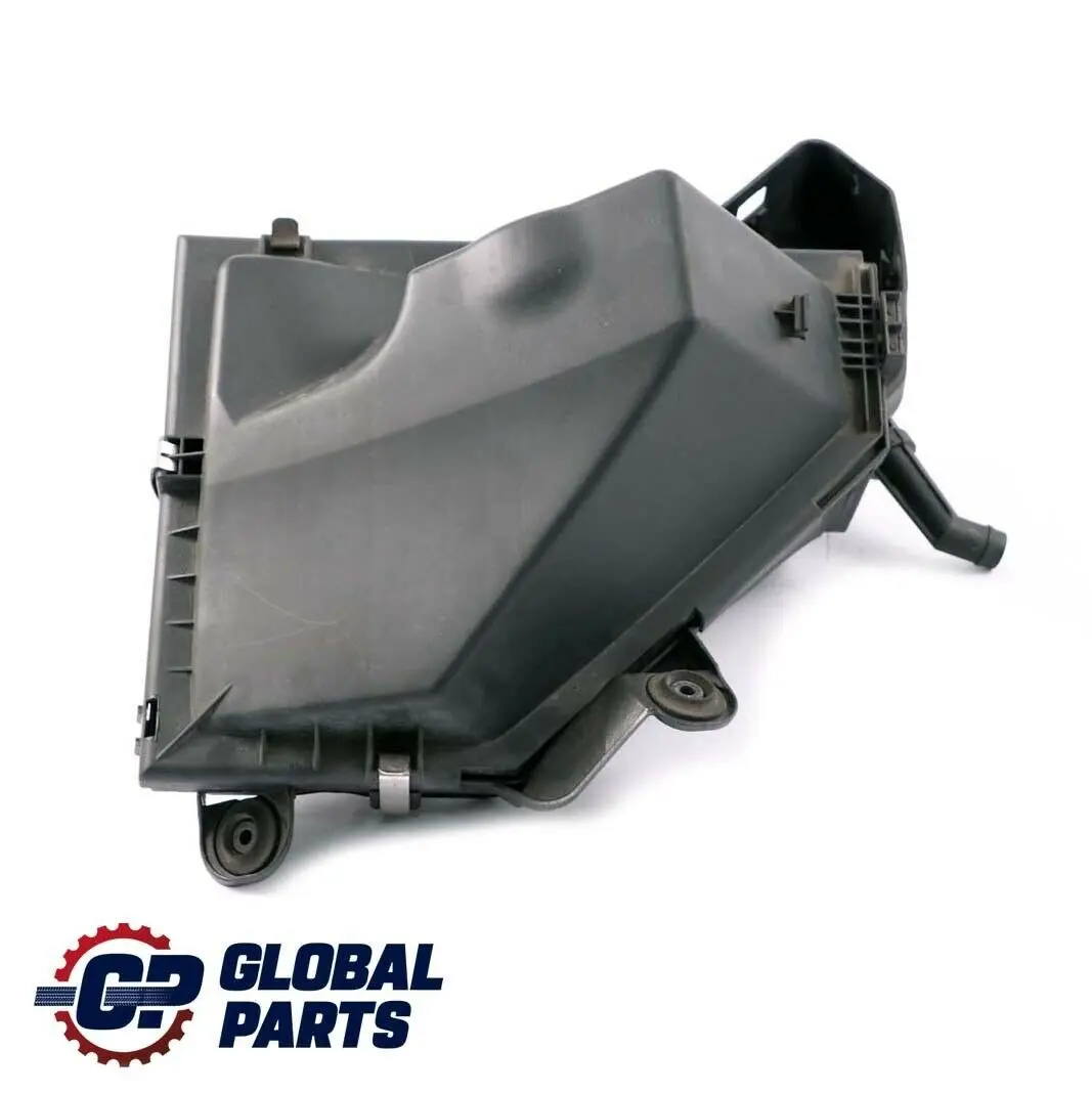 Silenziatore Aspirazione Scatola Filtro 1371 per BMW E88 E90 E91 LCI con numero di parte 8512599 BMW E88 E90 E91 LCI Silenziatore Aspirazione Scatola Filtro 1371 - SKU 8512599 - Numero di parte 8512599