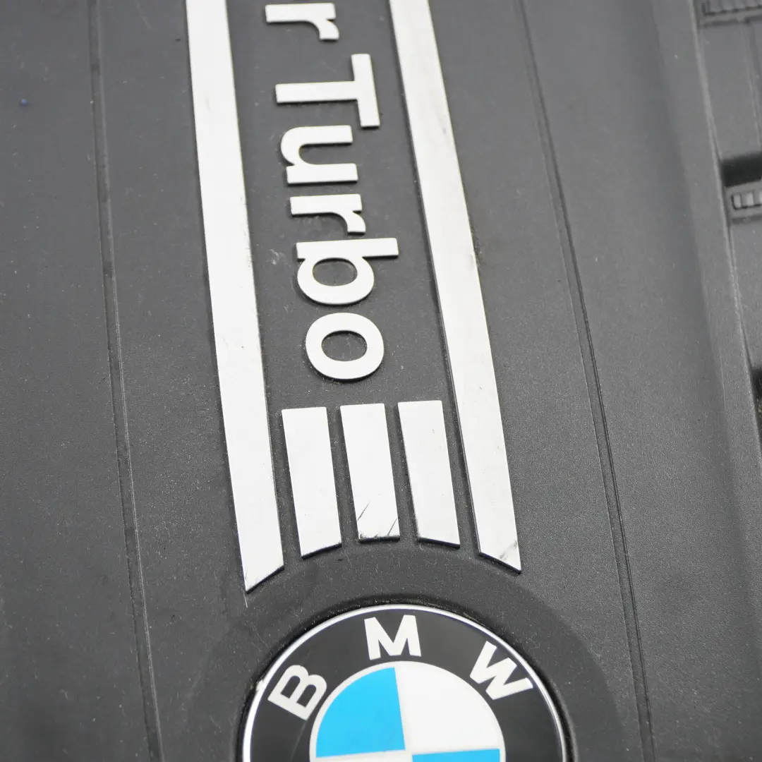 Coperchio motore BMW F10 F12 535d 640d N57Z Isolamento acustico rivestimento per con numero di parte 8513453 Coperchio motore BMW F10 F12 535d 640d N57Z Isolamento acustico rivestimento - SKU 8513453 - Numero di parte 8513453