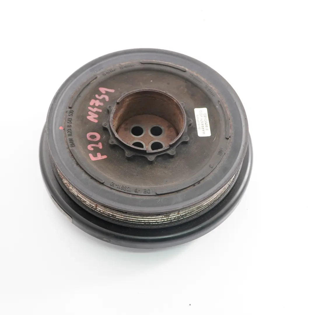 Smorzatore vibrazioni BMW F20 F30 N47S1 Motore Albero Cinghia Puleggia per con numero di parte 8513539 Smorzatore vibrazioni BMW F20 F30 N47S1 Motore Albero Cinghia Puleggia - SKU 8513539 - Numero di parte 8513539