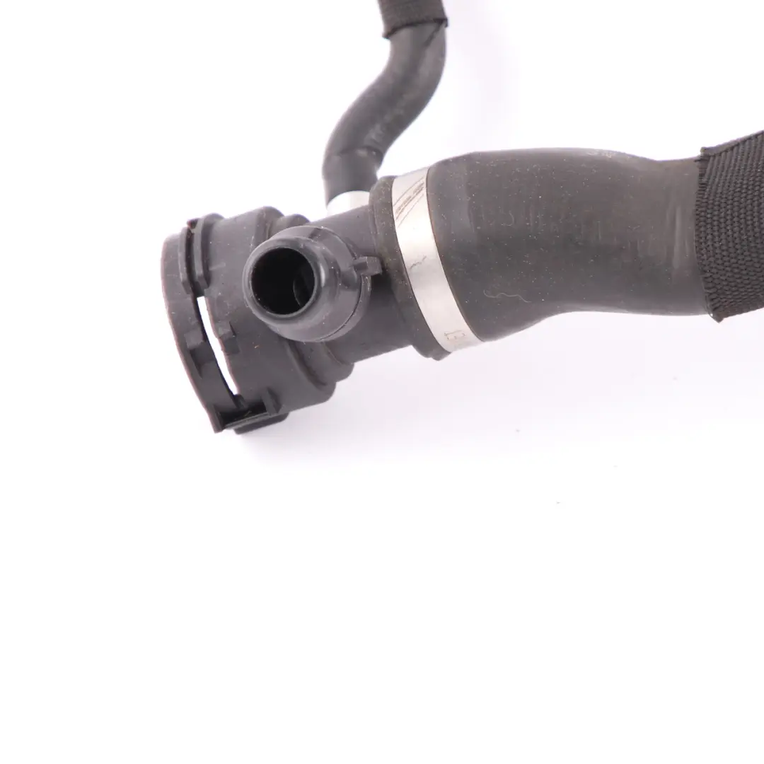 N57N Kühler Kühlmittelschlauch für BMW 5 er F10 F11 530d mit Teilenummer 8513603 BMW 5 er F10 F11 530d N57N Kühler Kühlmittelschlauch - SKU 8513603-1 - Teilenummer 8513603