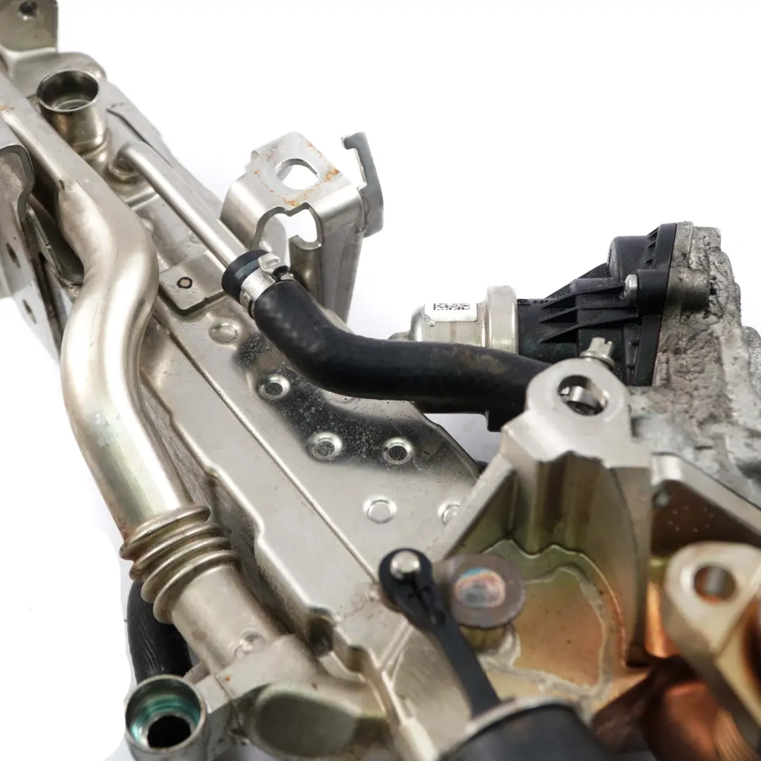 Abgas Radiateur EGR Diesel B47 8513132 pour BMW F20 F21 F30 F31 LCI à propos du numéro de pièce 8596444 BMW F20 F21 F30 F31 LCI Abgas Radiateur EGR Diesel B47 8513132 - SKU 8513691 - Numéro de pièce 8596444