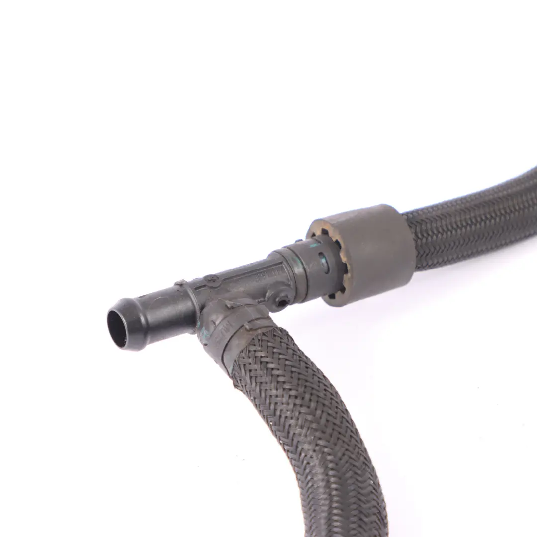 Inyector de combustible BMW F20 F21 LCI Tubo de retorno para con número de pieza 8514093 Inyector de combustible BMW F20 F21 LCI Tubo de retorno - SKU 8514093 - Número de pieza 8514093