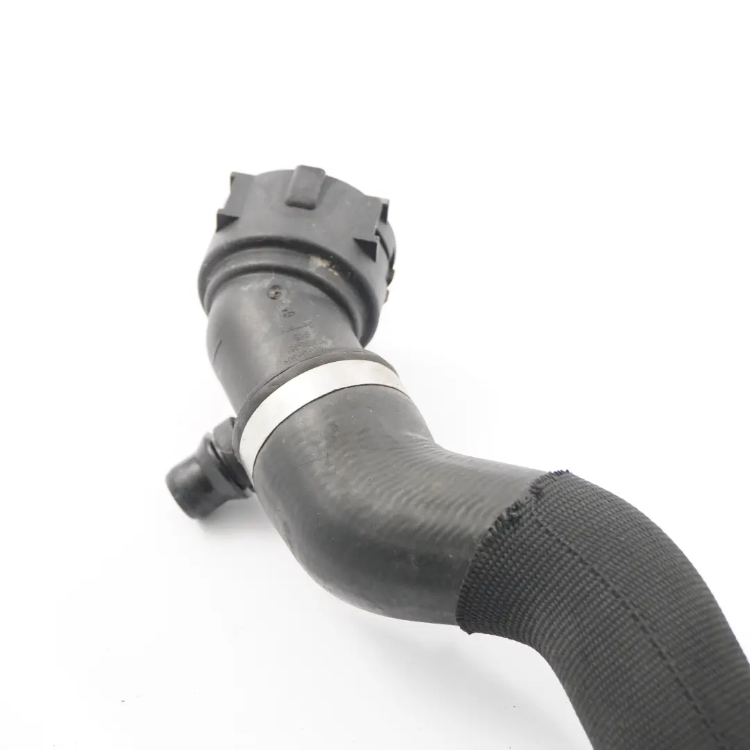 Wąż Wody Płynu Głowicy Chłodnicy do BMW X5 F15 X6 F16 o numerze 8514218 BMW X5 F15 X6 F16 Wąż Wody Płynu Głowicy Chłodnicy - SKU 8514218 - Numer Części 8514218