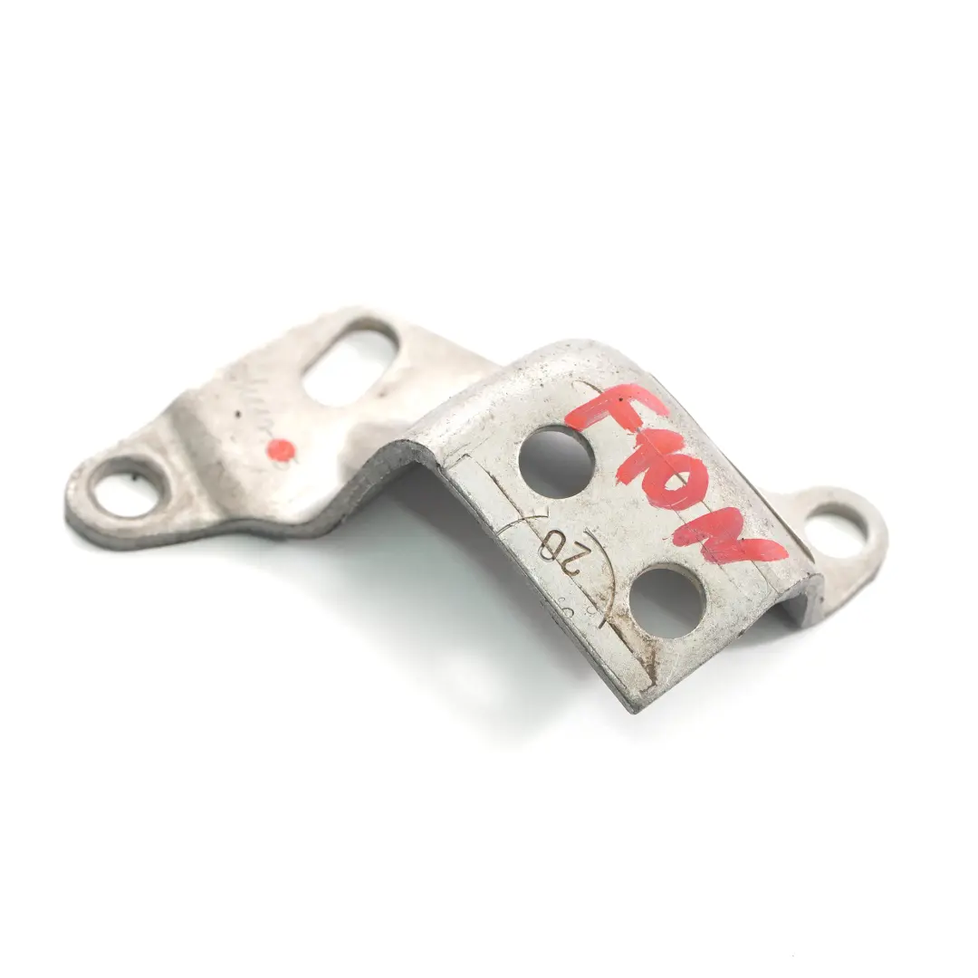 Staffa BMW F10 F20 F30 LCI F22 F32 B47 pompa refrigerante elettrica per con numero di parte 8514440 Staffa BMW F10 F20 F30 LCI F22 F32 B47 pompa refrigerante elettrica - SKU 8514440 - Numero di parte 8514440