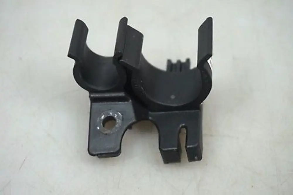 Fixation du faisceau de câbles pour BMW F20 F21 F30 F31 à propos du numéro de pièce 8514473 BMW F20 F21 F30 F31 Fixation du faisceau de câbles - SKU 8514473 - Numéro de pièce 8514473