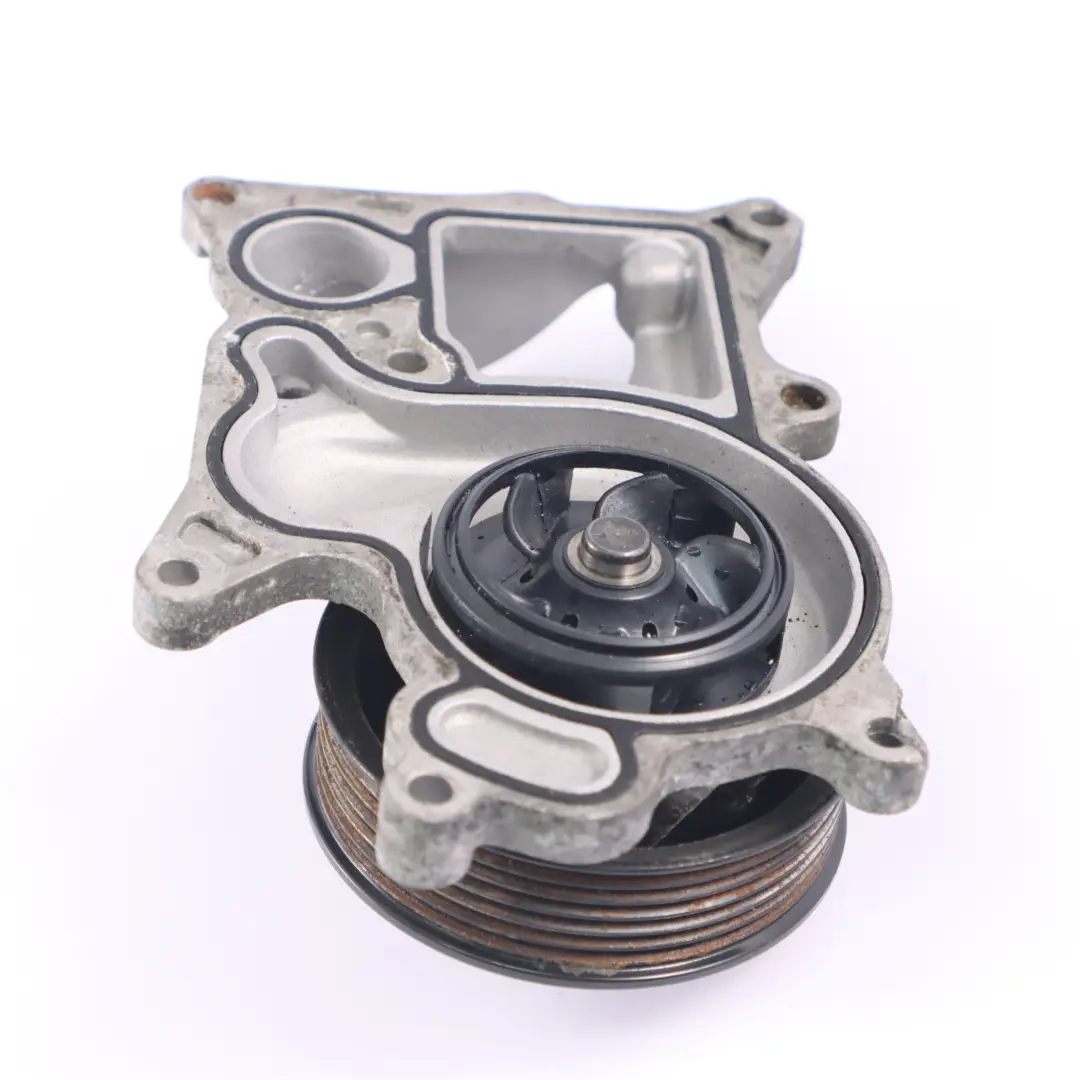 N47N Pompe A l'Eau Mecaniquement pour BMW E90 LCI F10 F11 F20 F30 Diesel à propos du numéro de pièce 8516204 BMW E90 LCI F10 F11 F20 F30 Diesel N47N Pompe A l'Eau Mecaniquement - SKU 8516204-2 - Numéro de pièce 8516204