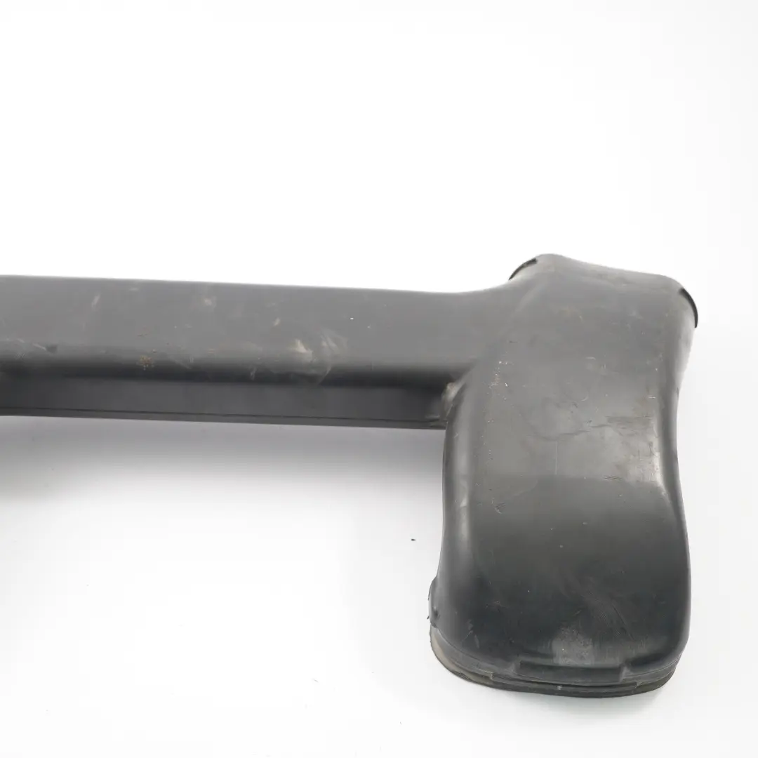 N57X Rura Kanał Dolotu Wlotu Powietrza do BMW X5 E70 LCI X6 E71 o numerze 8518060 BMW X5 E70 LCI X6 E71 N57X Rura Kanał Dolotu Wlotu Powietrza - SKU 8518060 - Numer Części 8518060