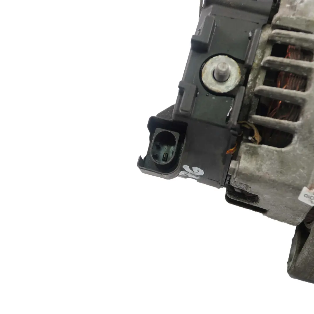 N57N N57Z Motor Diesel Alternador Generador 230A Valeo 8570675 para BMW F30 F32 LCI con número de pieza 8570676 BMW F30 F32 LCI N57N N57Z Motor Diesel Alternador Generador 230A Valeo 8570675 - SKU 8570676 - Número de pieza 8570676