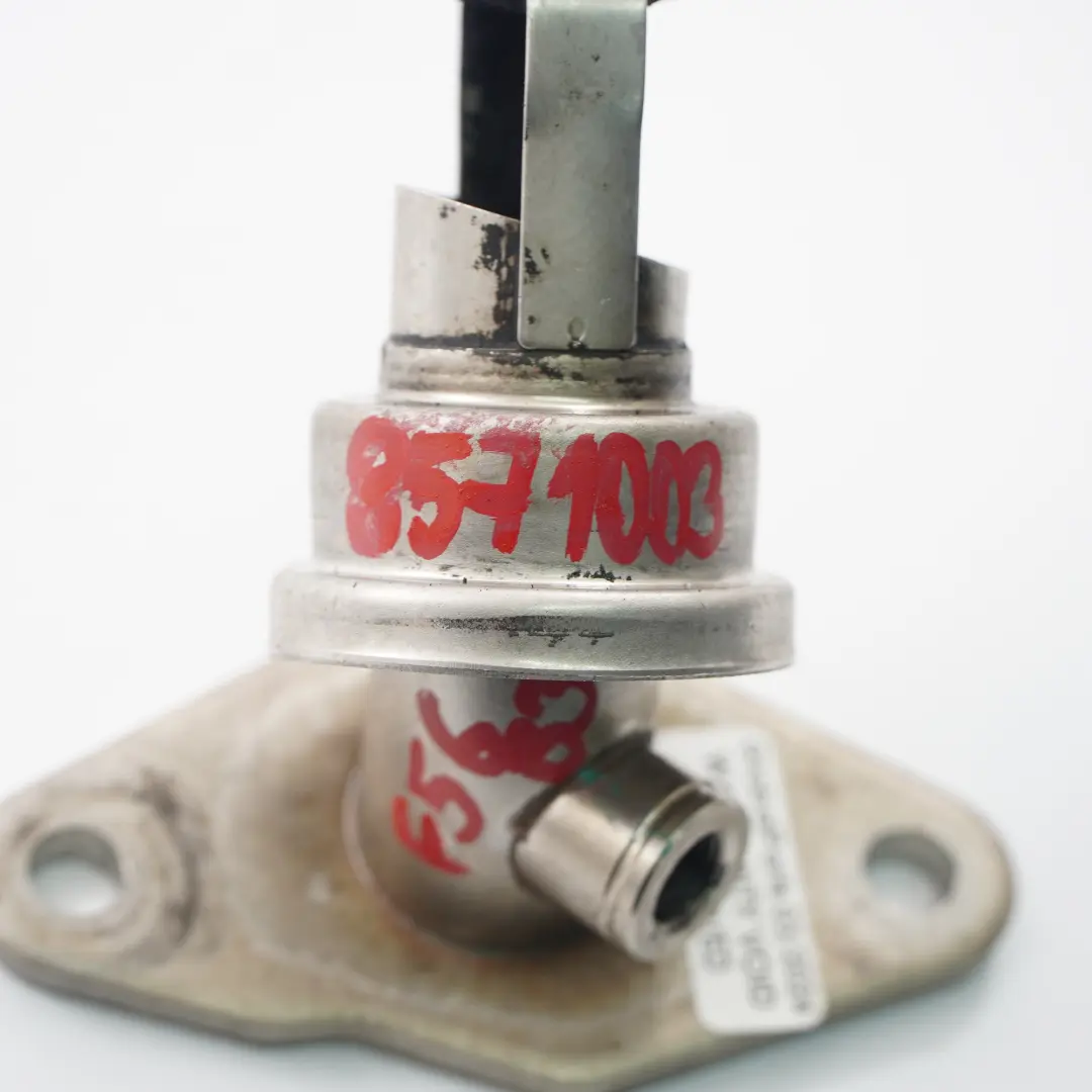 B37 B47 Diesel Rura Króciec EGR Kolektora Dolotowego do BMW F40 Mini F56 o numerze 8571003 BMW F40 Mini F56 B37 B47 Diesel Rura Króciec EGR Kolektora Dolotowego - SKU 8571003 - Numer Części 8571003