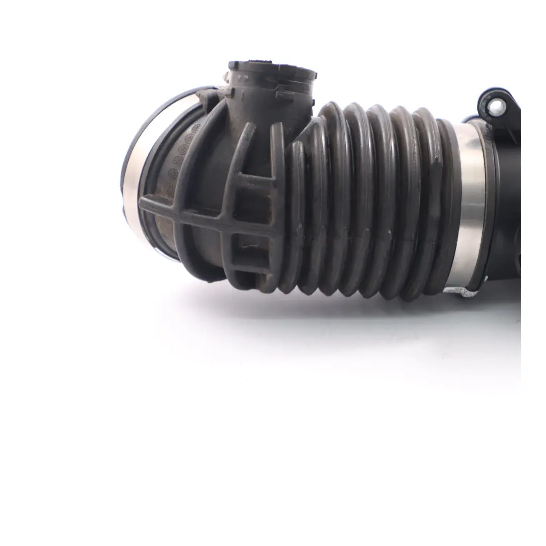540dX B57 Przewód Dolot Rura Powietrza do BMW G30 G31 o numerze 8571706 BMW G30 G31 540dX B57 Przewód Dolot Rura Powietrza - SKU 8571706 - Numer Części 8571706
