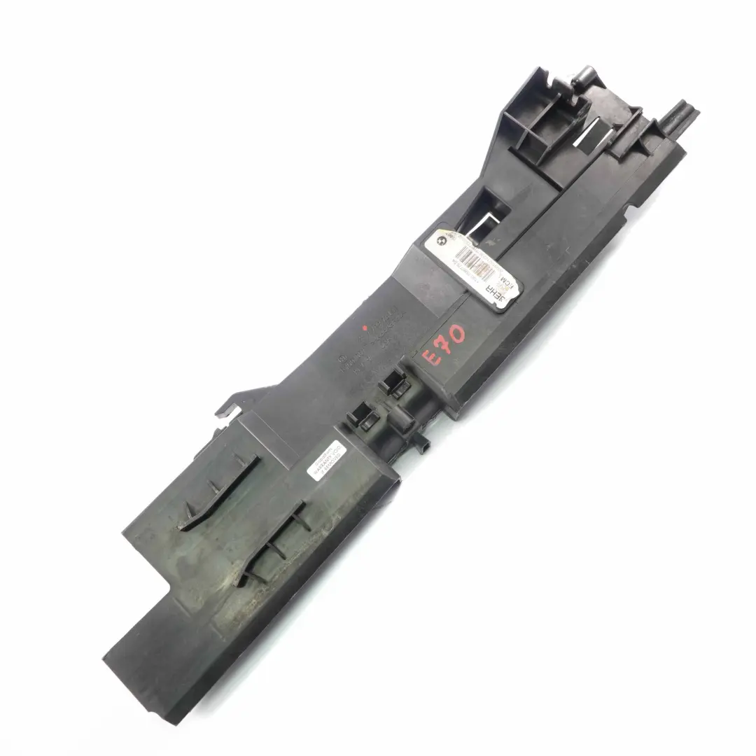 Trägerteil Halterung Kühlerträger 7799761 für BMW X5 E70 F15 X6 E71 mit Teilenummer 8572188 BMW X5 E70 F15 X6 E71 Trägerteil Halterung Kühlerträger 7799761 - SKU 8572188 - Teilenummer 8572188