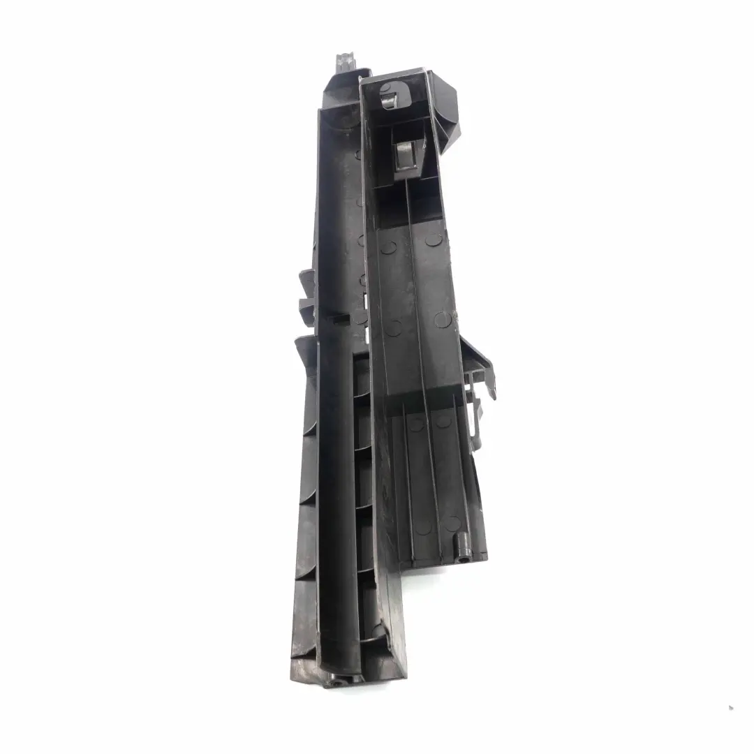 Radiador Portador Izquierdo Unidad refrigeración Soporte montaje 7799761 para BMW E70 con número de pieza 8572188 BMW E70 Radiador Portador Izquierdo Unidad refrigeración Soporte montaje 7799761 - SKU 8572188 - Número de pieza 8572188