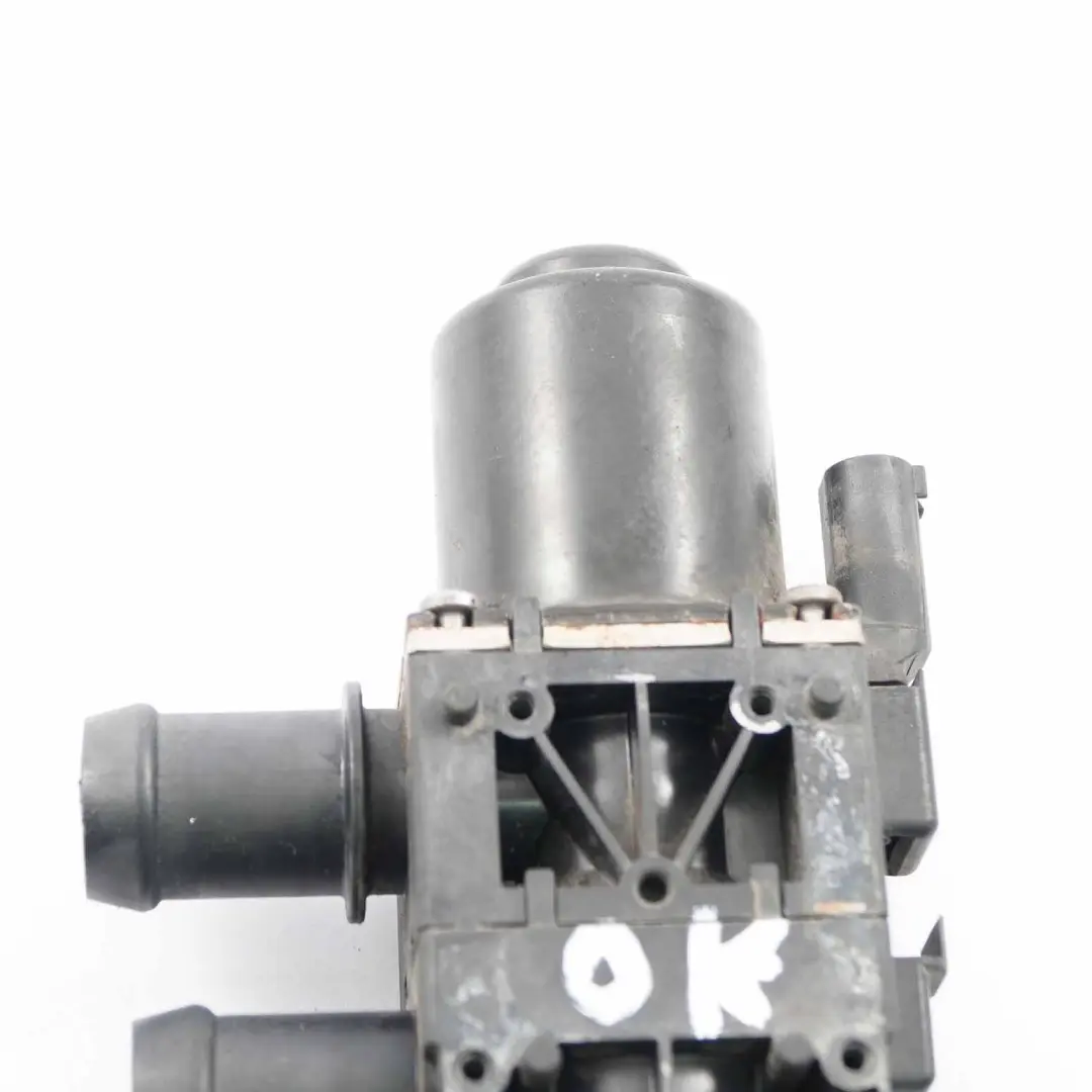  Valvola acqua refrigerante BMW F20 F30 LCI F32 Sistema motore B47 - SKU 8572508-1 - Numero di parte 8572508