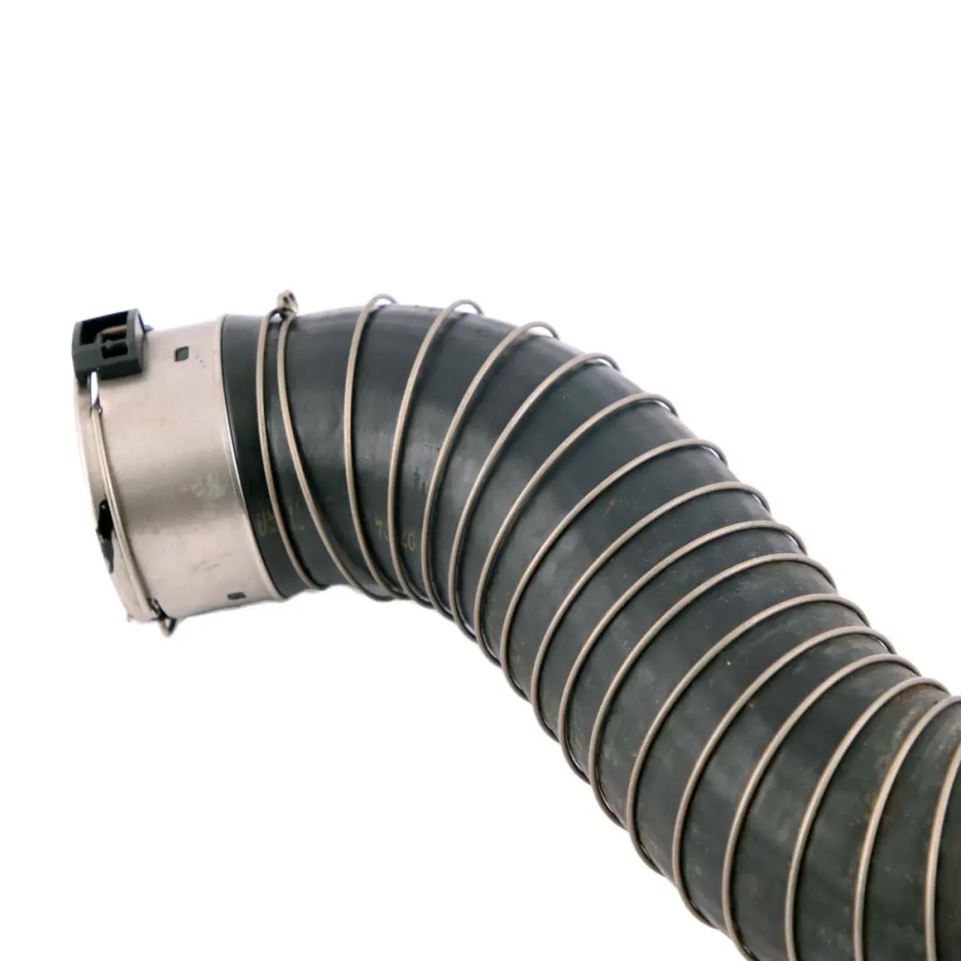 B47 Manguera línea carga intercoolere para BMW F20 LCI F22 F30 120d 220d 320d con número de pieza 8573762 BMW F20 LCI F22 F30 120d 220d 320d B47 Manguera línea carga intercoolere - SKU 8573762 - Número de pieza 8573762
