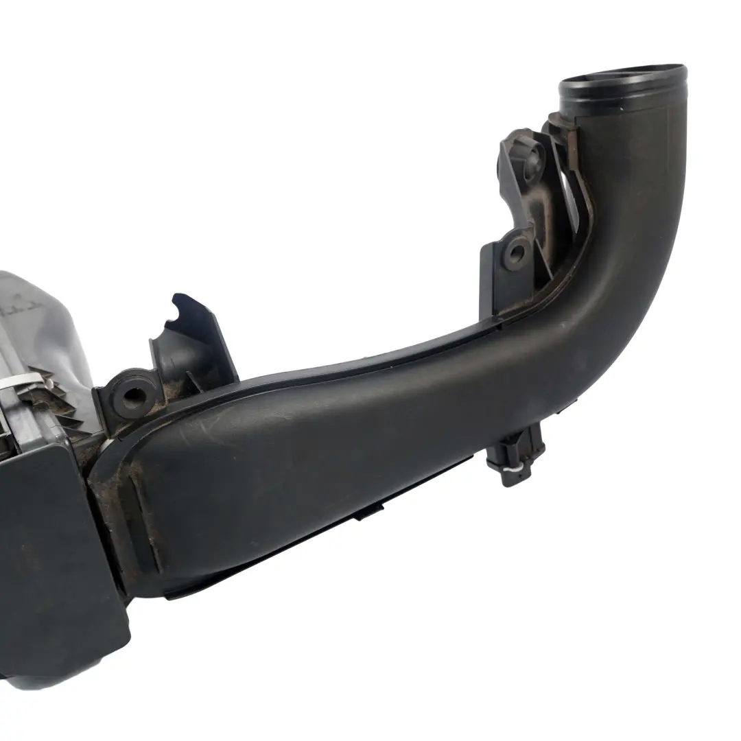 N57N N57Z Filtr obudowa filtra powietrza do BMW F30 o numerze 8573869 BMW F30 N57N N57Z Filtr obudowa filtra powietrza - SKU 8573869-1 - Numer Części 8573869