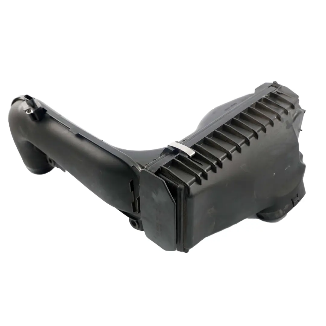 N57N N57Z Diesel Air Filter Box Intake Silencer to BMW F30 F31 F32 LCI with Part number 8573869 BMW F30 F31 F32 LCI N57N N57Z Diesel Air Filter Box Intake Silencer - SKU 8573869-1 - Part number 8573869