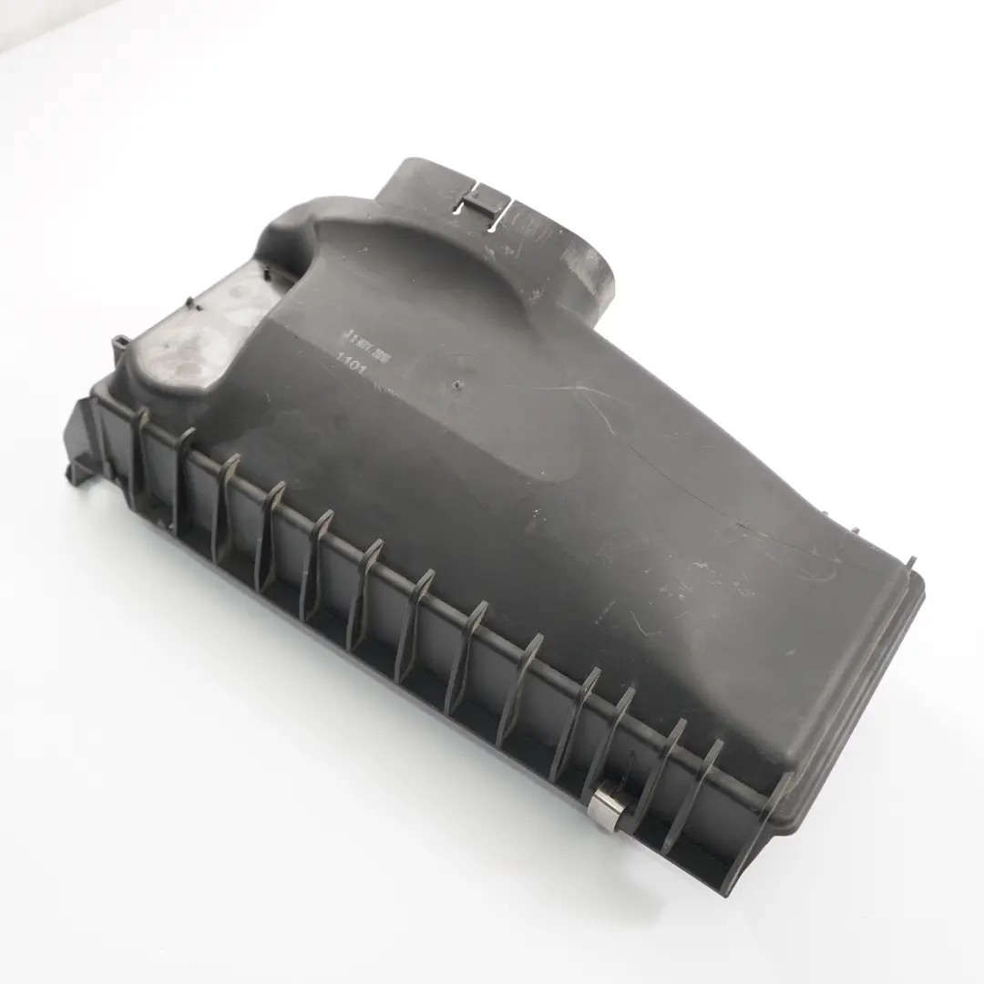 N57N N57Z Diesel Filtro Aire Caja Silenciador Tapa para BMW F30 F31 F32 LCI con número de pieza 8573869 BMW F30 F31 F32 LCI N57N N57Z Diesel Filtro Aire Caja Silenciador Tapa - SKU 8573869-3 - Número de pieza 8573869