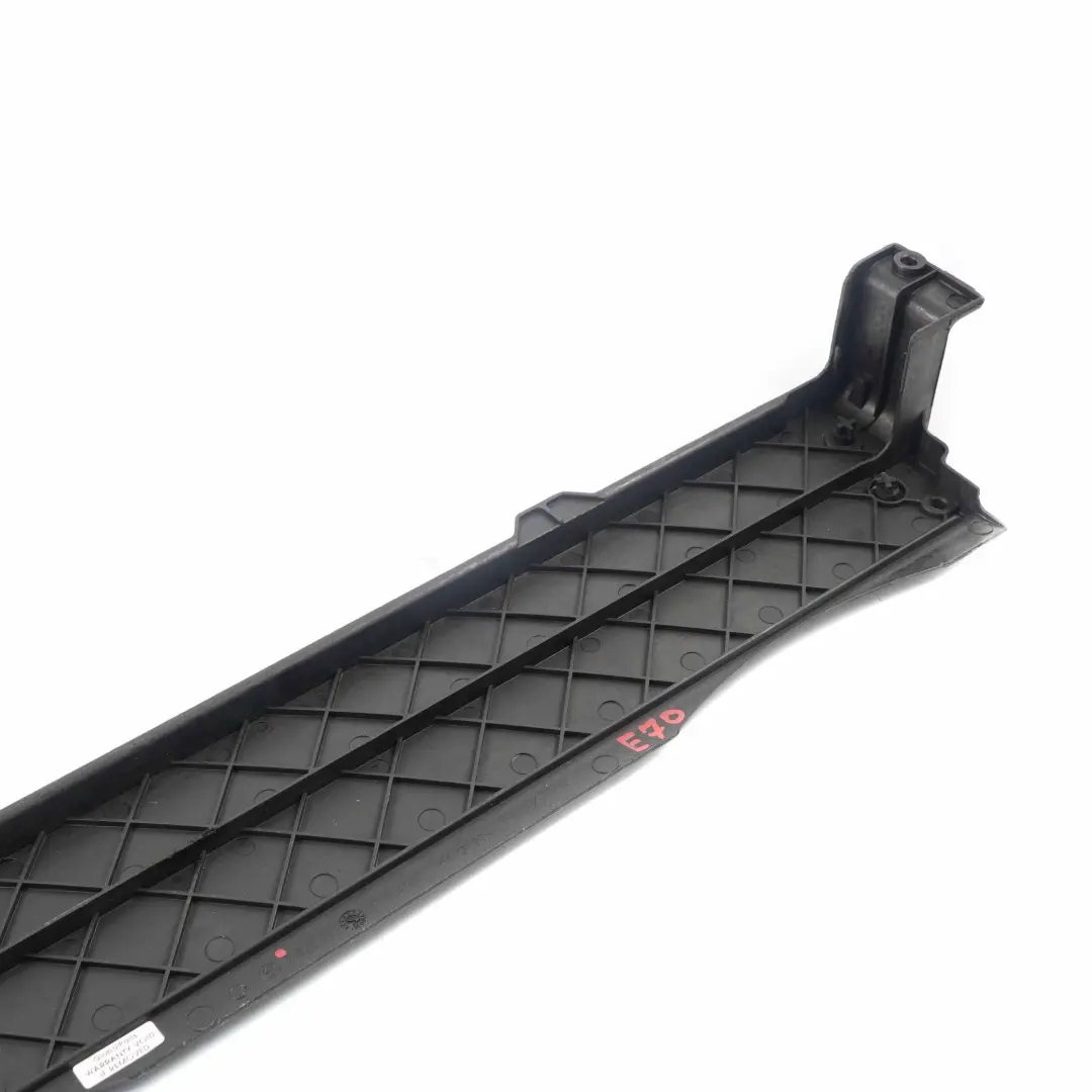 Luftführung Lüfter Halter Oben Abdeckung für BMW X5 er E70 mit Teilenummer 8574000 BMW X5 er E70 Luftführung Lüfter Halter Oben Abdeckung - SKU 8574000 - Teilenummer 8574000