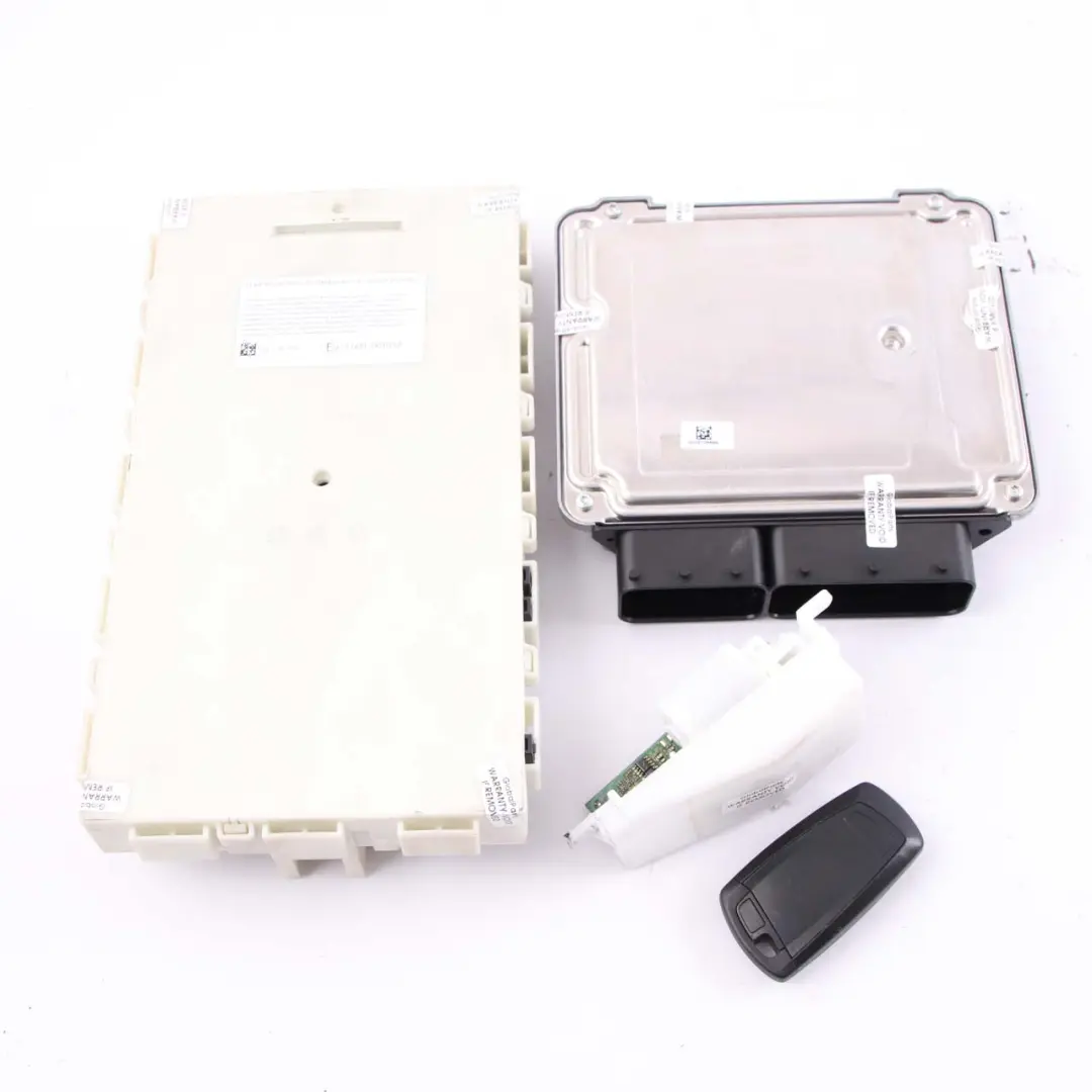 BMW F20 F21 F30 116D 316D Diesel N47N Motore ECU DDE Blocco Chiave FEM - SKU 8574095-2 - Numero di parte 8574095