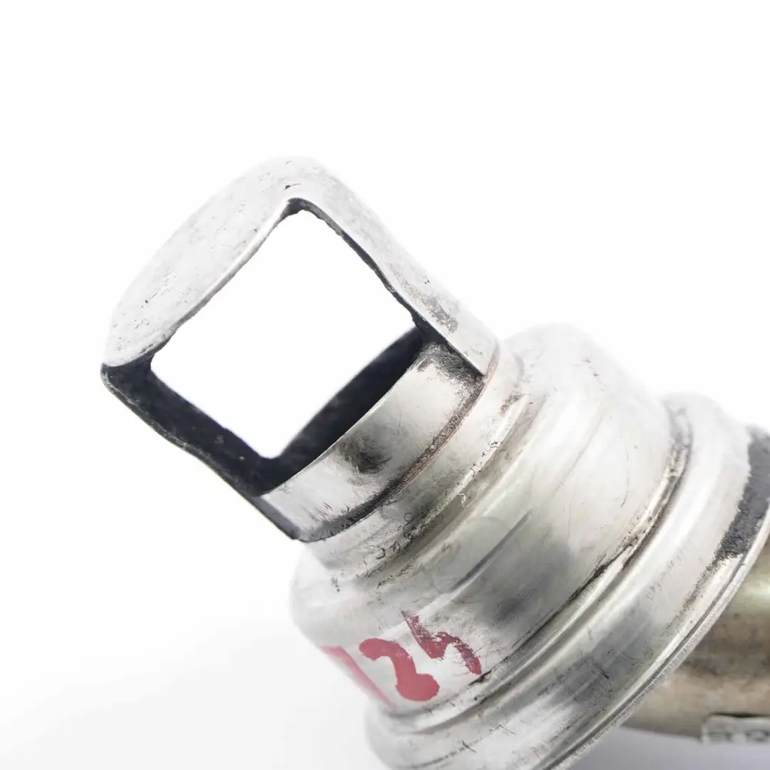EGR Tubo BMW F20 F21 LCI 114d 116d Diesel B37 Colector de admisión Motor - SKU 8575724 - Número de pieza 8575724