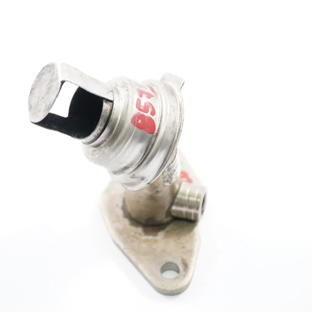 Tubo BMW F20 F21 LCI 114d 116d Diesel B37 Collettore Aspirazione Motore per EGR con numero di parte 8575724 EGR Tubo BMW F20 F21 LCI 114d 116d Diesel B37 Collettore Aspirazione Motore - SKU 8575724 - Numero di parte 8575724