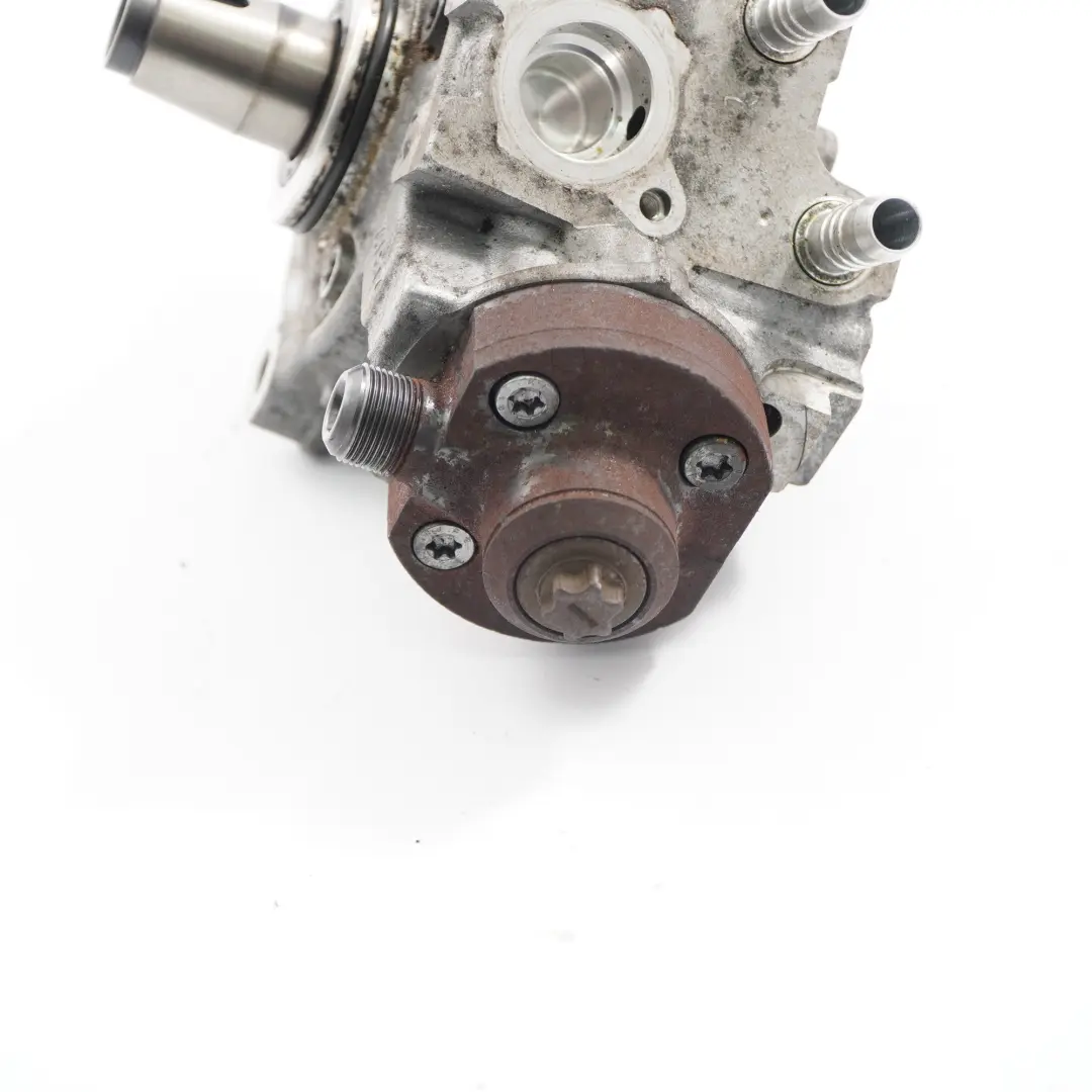 N47N Pompa Wtryskowa 7823452 do BMW E90 LCI F20 F30 o numerze 8577648 BMW E90 LCI F20 F30 N47N Pompa Wtryskowa 7823452 - SKU 8577648-2 - Numer Części 8577648