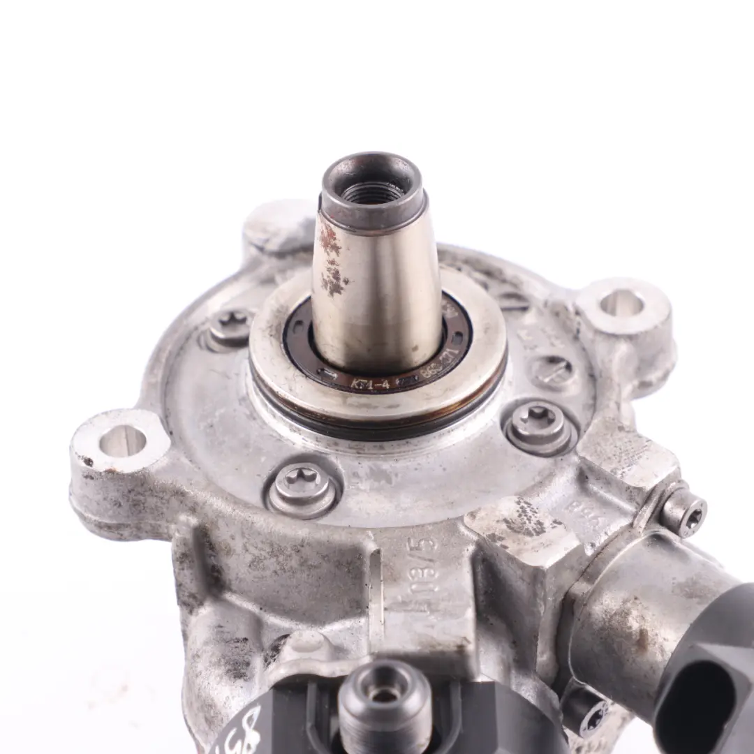  Pompa Carburante BMW F20 F21 116d ed N47N 116hp Pompa Iniezione 8515058 - SKU 8577651-3 - Numero di parte 8577651