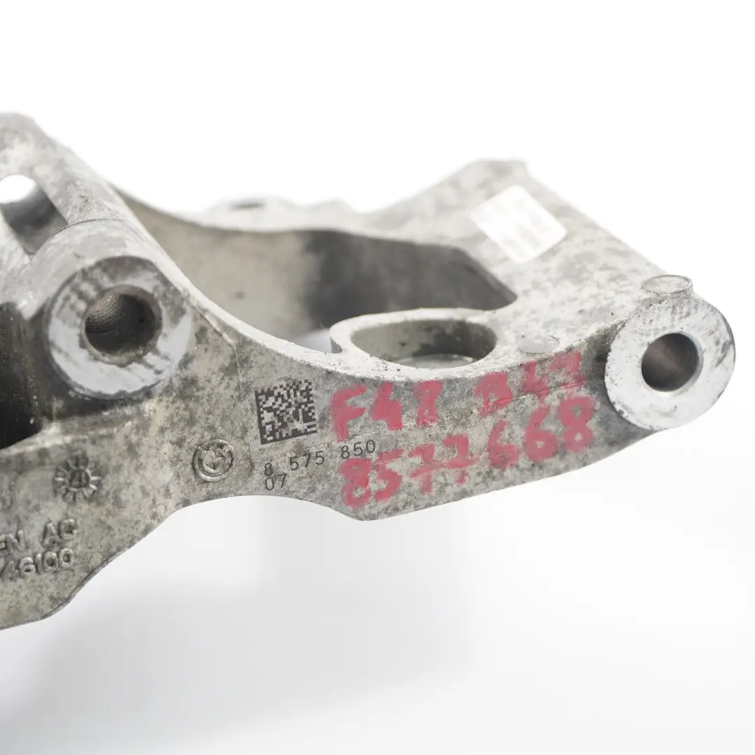 B47 Diesel Thermostat Refroidissement Pompe à Eau Boîtier BMW F48 F45 F39 B48 - SKU 8577668 - Numéro de pièce 8577668