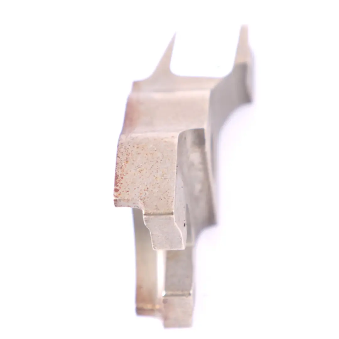 Support BMW G30 F07 GT Diesel N57 Support mâchoire serrage l'injecteur pour à propos du numéro de pièce 8578607 Support BMW G30 F07 GT Diesel N57 Support mâchoire serrage l'injecteur - SKU 8578607 - Numéro de pièce 8578607