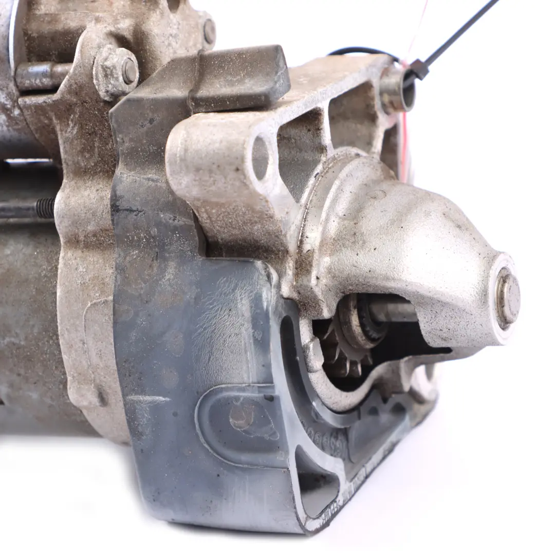 Starter BMW F40 F46 F48 B47B B47D B48E Diesel Motor Actuator to Engine with Part number 8580390 Engine Starter BMW F40 F46 F48 B47B B47D B48E Diesel Motor Actuator - SKU 8580390-1 - Part number 8580390