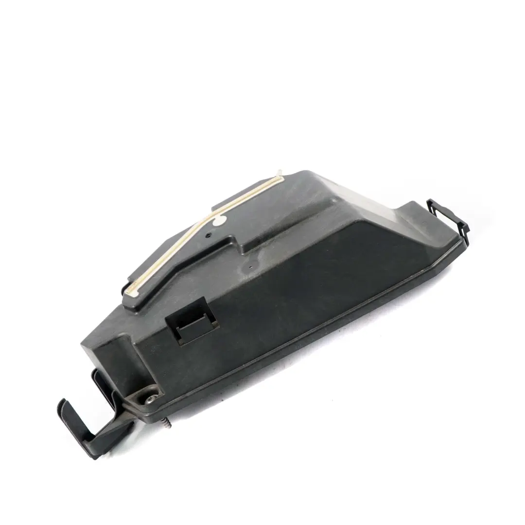 Obudowa osłona komputera do MINI F56 F60 o numerze 8581370 MINI F56 F60 Obudowa osłona komputera - SKU 8581370-2 - Numer Części 8581370