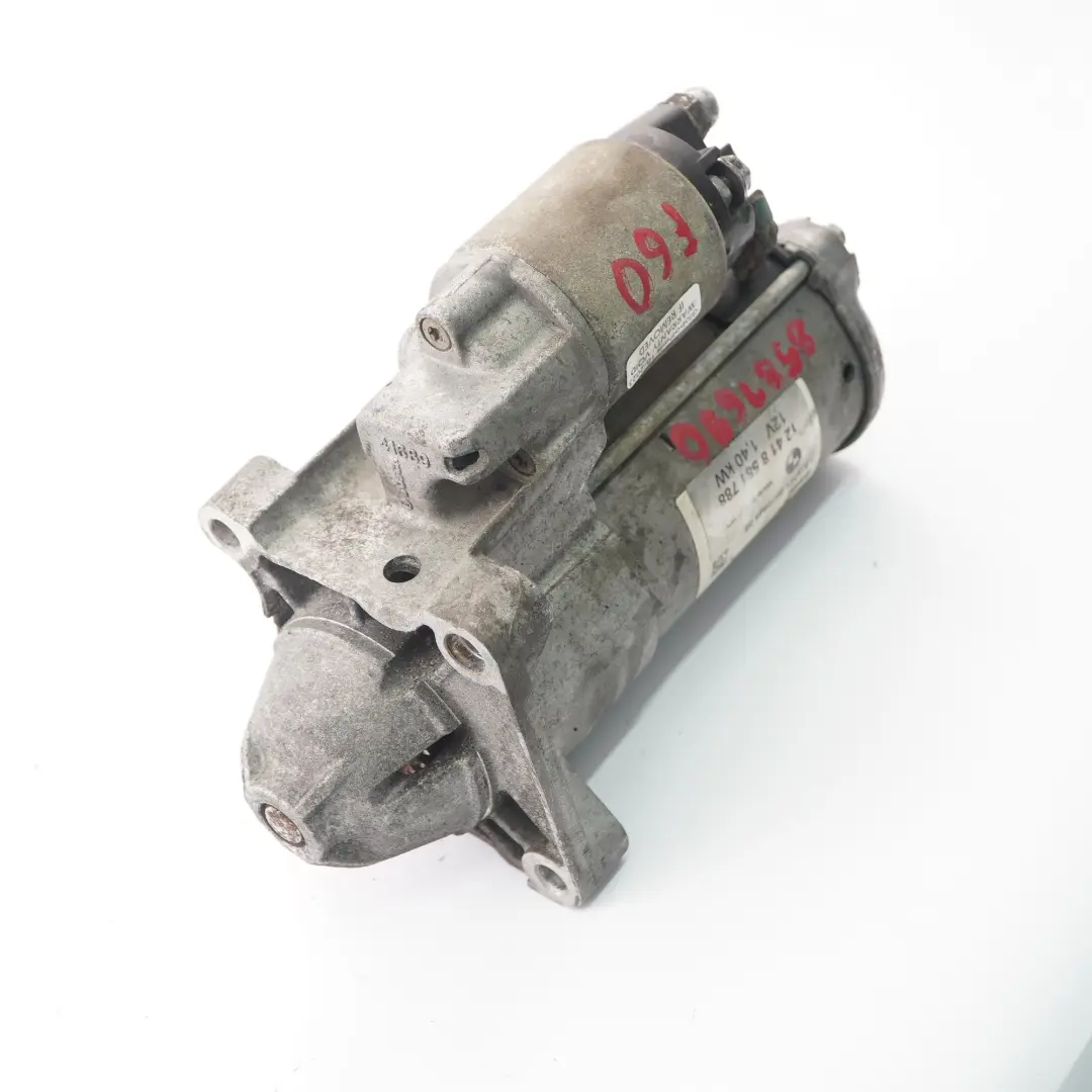 Rozrusznik do BMW F45 X1 F48 Mini F55 F56 F60 o numerze 8581788 BMW F45 X1 F48 Mini F55 F56 F60 Rozrusznik - SKU 8581788 - Numer Części 8581788