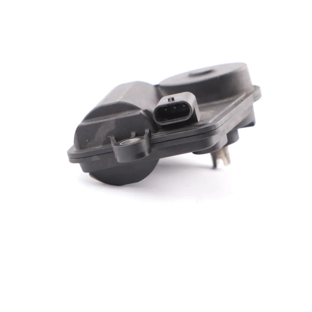 Nastawnik Przepustnicy Wydechu do BMW G11 G12 o numerze 8582069 BMW G11 G12 Nastawnik Przepustnicy Wydechu - SKU 8582069 - Numer Części 8582069