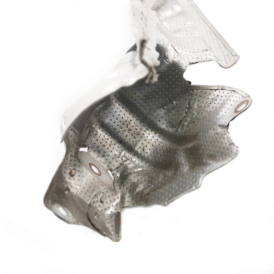 Osłona Termiczna Turbo Turbosprężarki do BMW G20 G30 X3 G01 o numerze 8585811 BMW G20 G30 X3 G01 Osłona Termiczna Turbo Turbosprężarki - SKU 8585811 - Numer Części 8585811