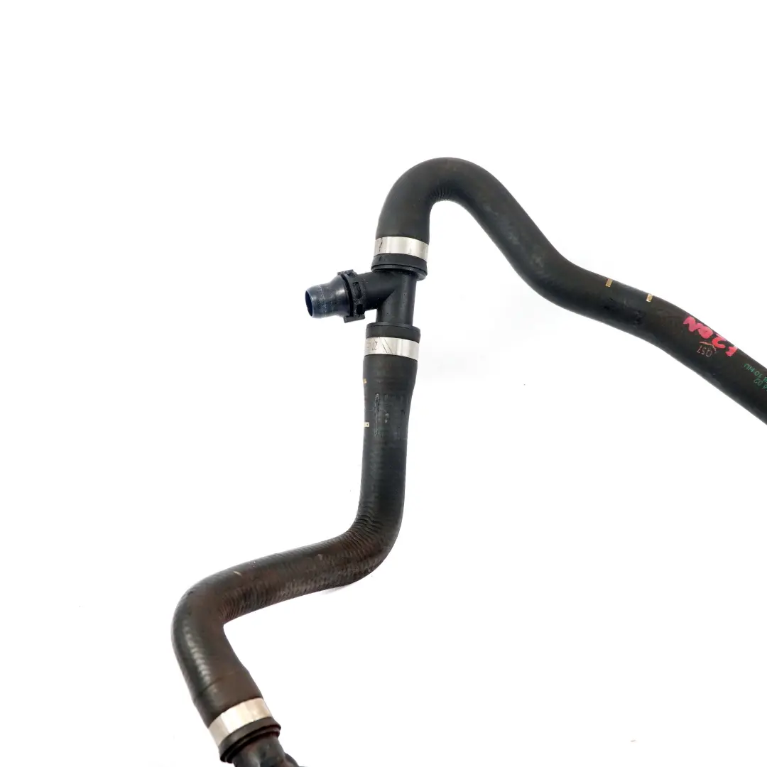 B37 Radiador Tanque De Expansion del Radiador Tubo para BMW F20 F21 LCI 116d con número de pieza 8587514 BMW F20 F21 LCI 116d B37 Radiador Tanque De Expansion del Radiador Tubo - SKU 8587514 - Número de pieza 8587514